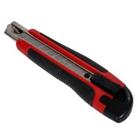 Нож сегментный 18 мм TPR покрытие Vitals