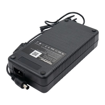 Портативная зарядная станция PROFI-TEC PPS1200 LiFePO₄ (1200 Вт, батарея 992 Вт⋅ч)