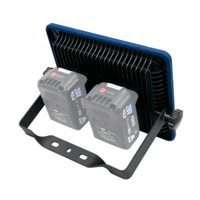 Аккумуляторный гибридный прожектор на штативе PROFI-TEC PT11500G POWERLine (без аккумулятора и зарядного устройства)